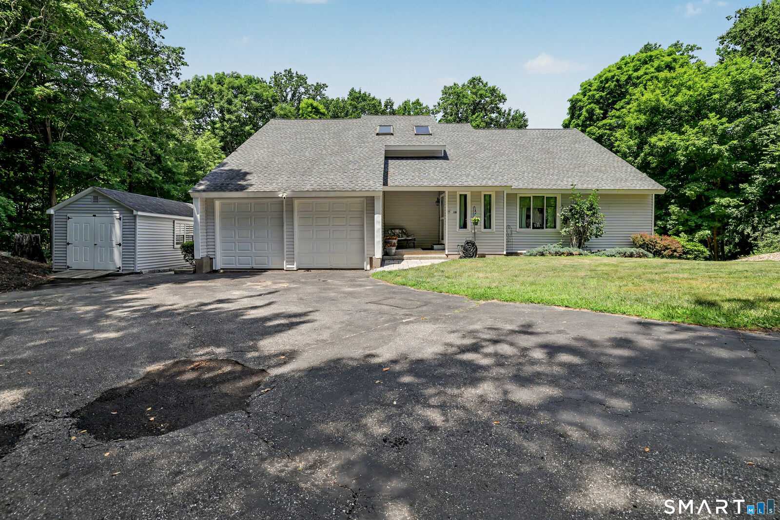 Property Photo: 15 Briarwood Drive CT 06483