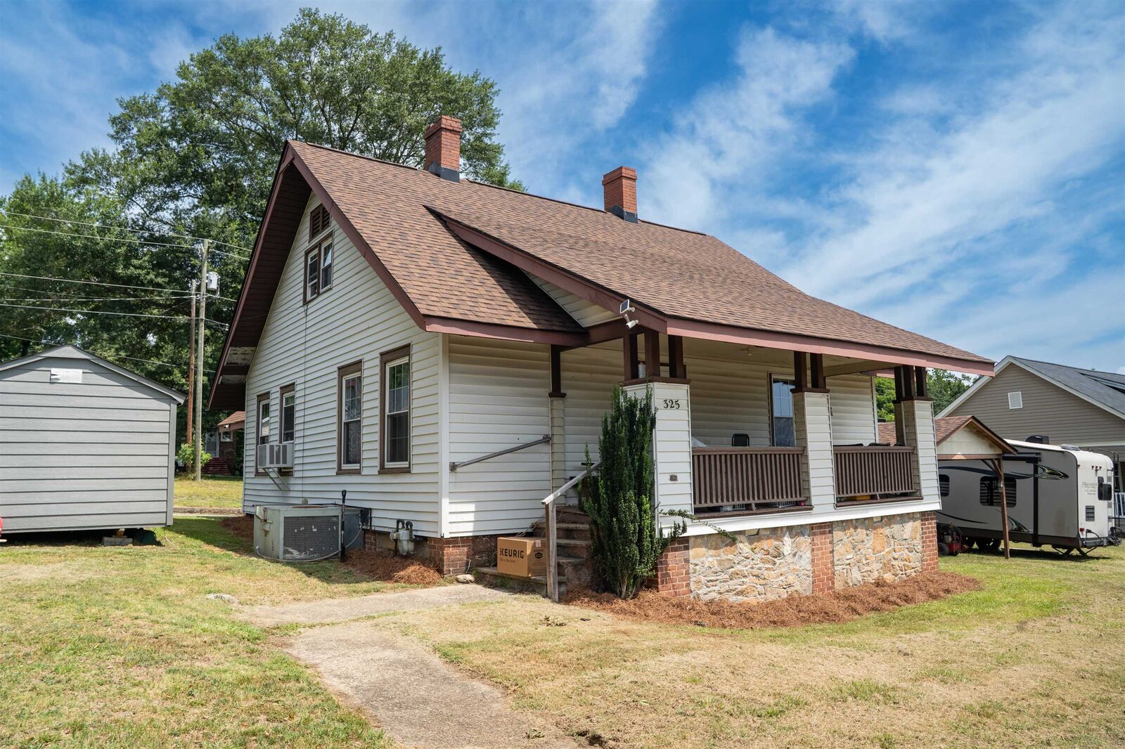 Property Photo: 325 Stone Street SC 29372