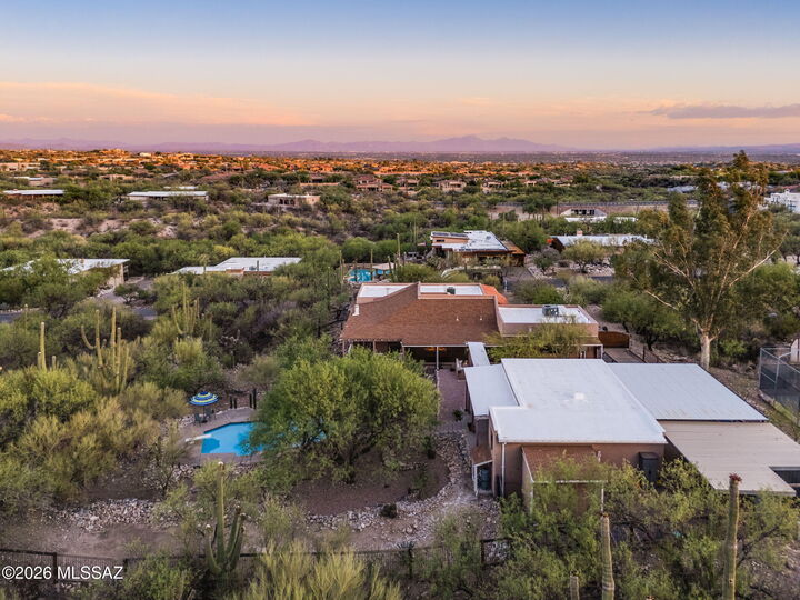 Property Photo:  4311 E Placita Panuco  AZ 85718 