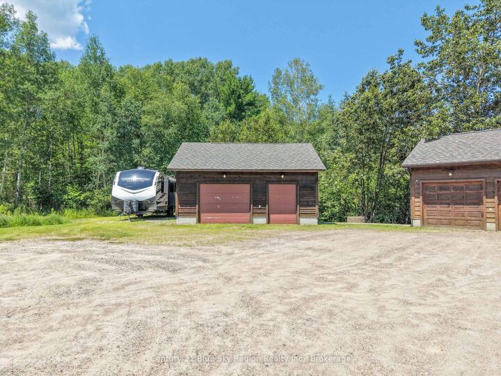 Property Photo: 1033 Centennial Crescent ON P0H 1K0