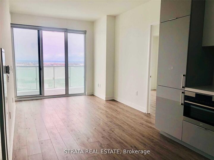 Property Photo:  15 Queens Quay 2201  ON M5E 0C5 
