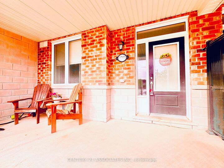 Property Photo: 130 Daylily Lane ON N2R 0L7