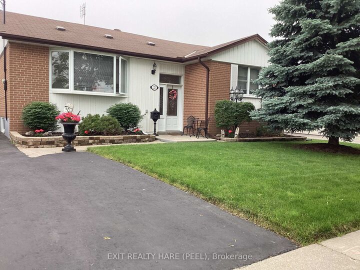 23 Kimbark Drive — photo 1