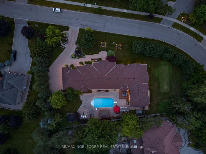 Property Photo: 80 Carmichael Crescent ON L7B 1B5