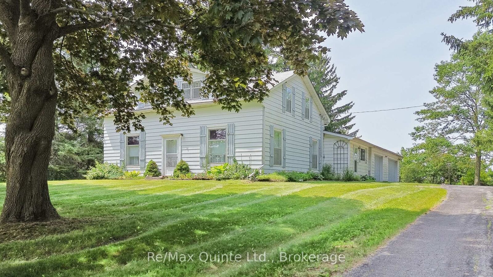 Property Photo: 15064 Telephone Road ON K0K 1H0