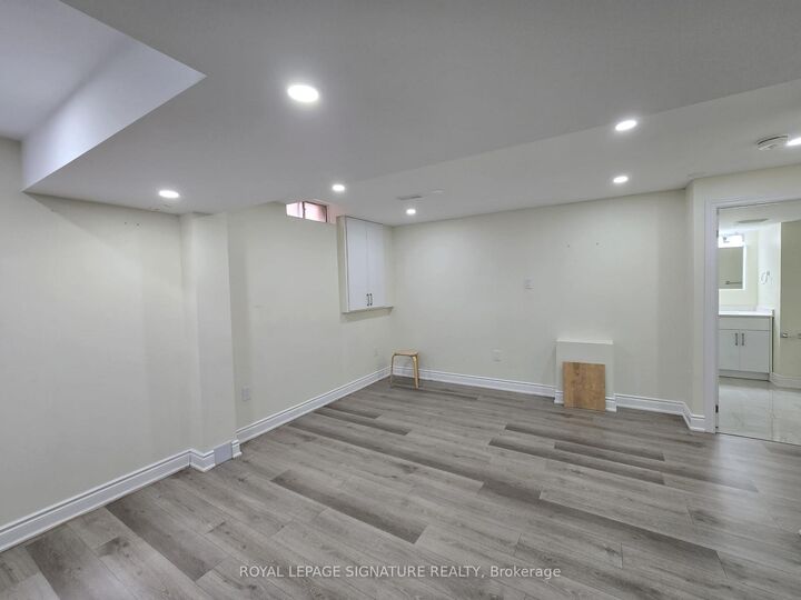 Property Photo:  68 Mullis Crescent Bsmt  ON L6Y 4S9 