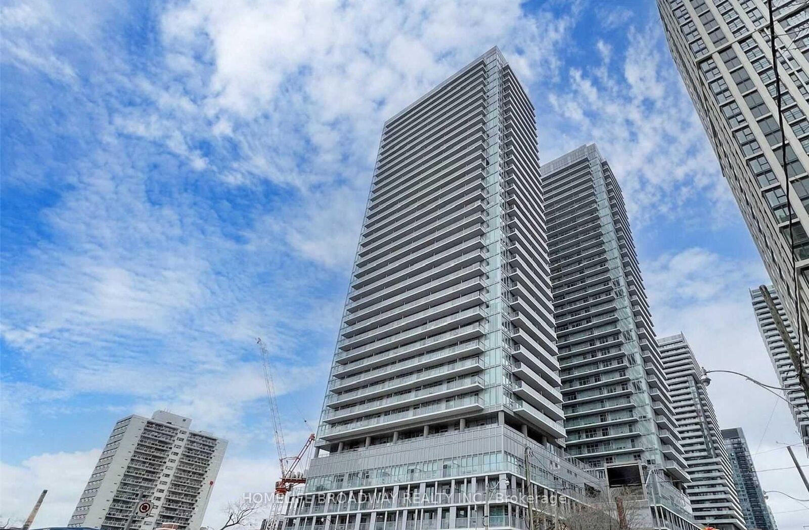 Property Photo:  99 Broadway Avenue 909  ON M4P 1V2 