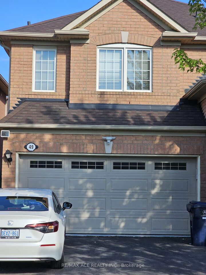 Property Photo:  49 Wharnsby Drive Bsmt  ON M1X 1Y5 