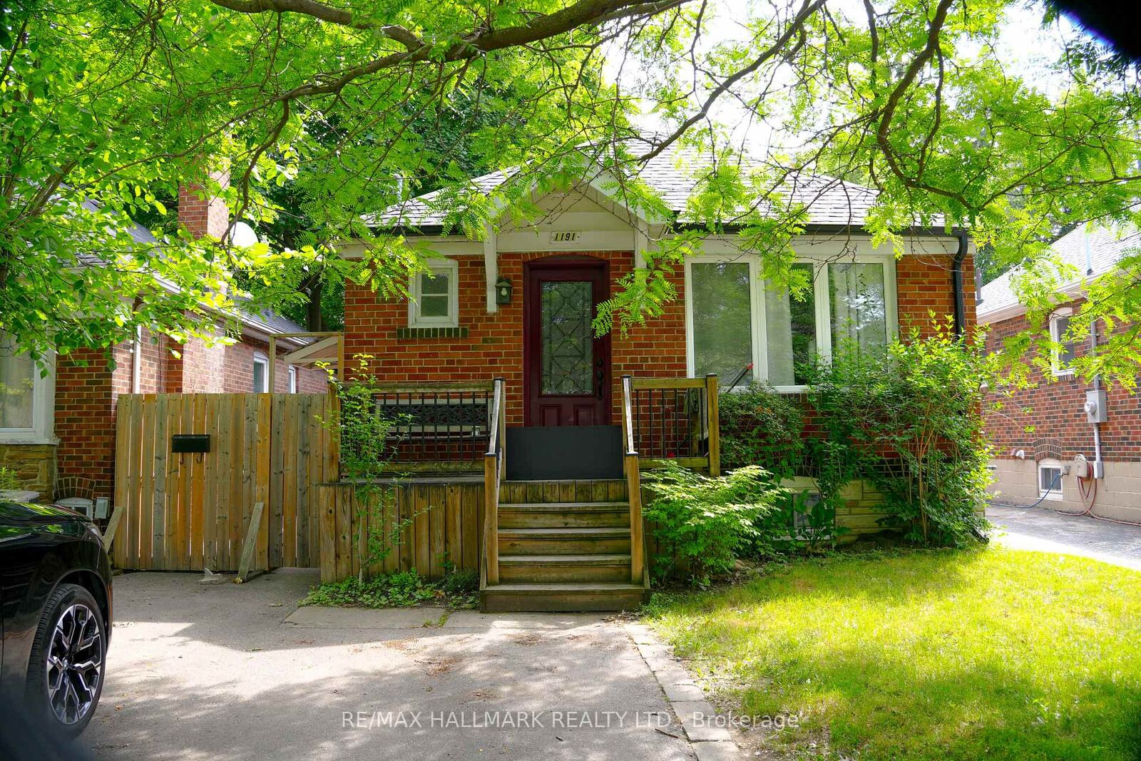 Property Photo:  1191 Islington Avenue Basement  ON M8Z 4S8 