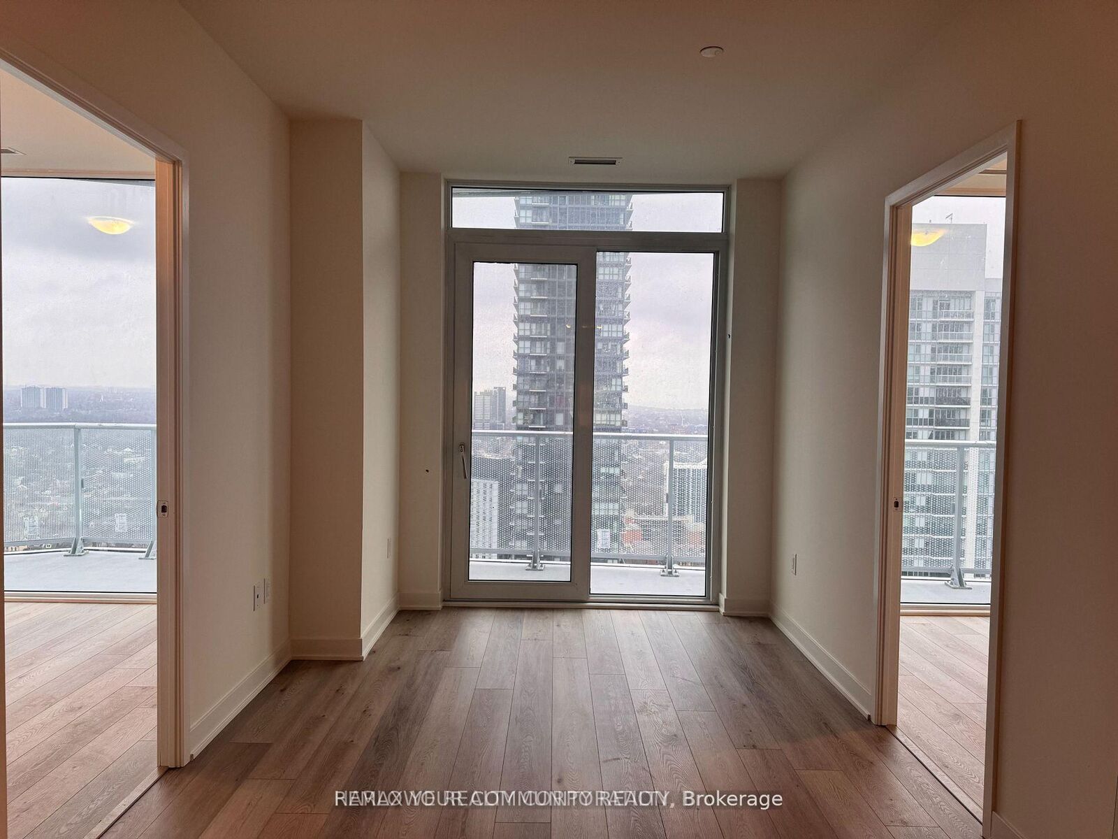 Property Photo:  100 Dalhousie Street 3104  ON M5B 0C7 