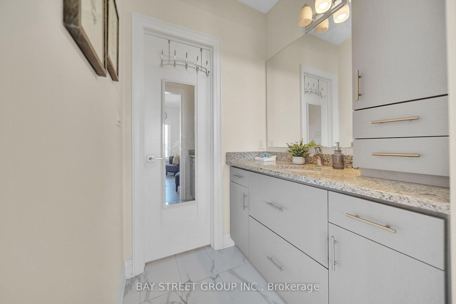 Property Photo: 2411 Saw Whet Boulevard ON L6M 5L5