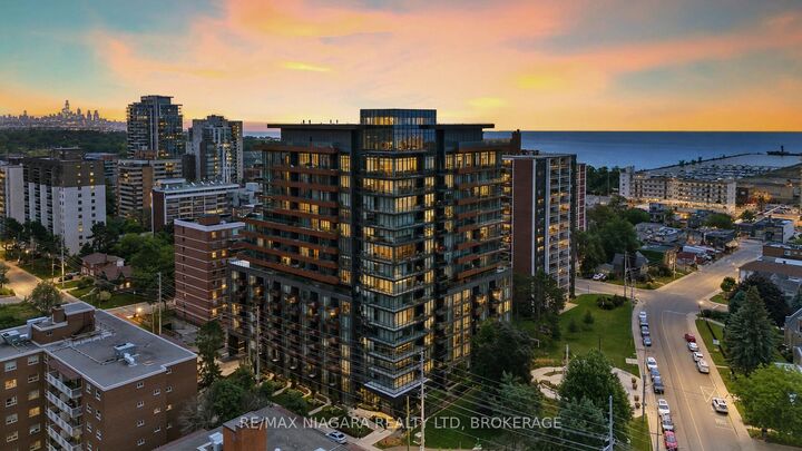 21 Park Street E 717 — photo 1