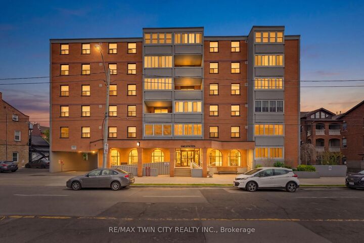 23 Main Street 203 — photo 1