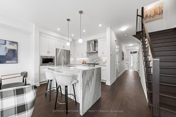 675 Victoria Road N 23 — photo 1