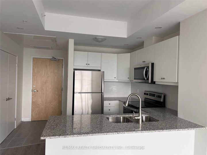 Property Photo:  60 Charles Street W 1103A  ON N2G 0C9 