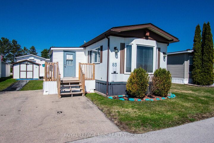 3033 Townline Road 83 — photo 1