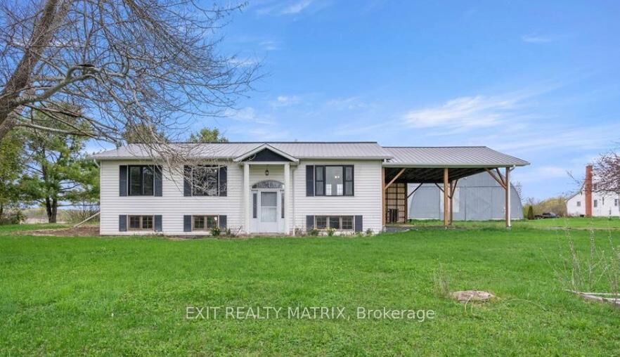Property Photo:  2811-2815 Rolland Massie Road  ON K0C 1A0 