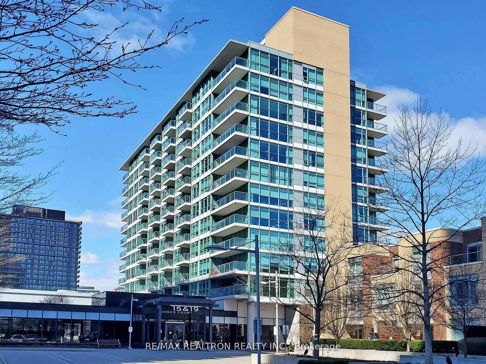 Property Photo: 15 Singer Court Ph06 ON M2K 0B1