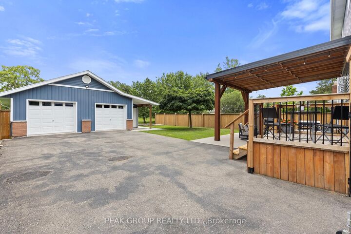 Property Photo: 19 Bosnich Avenue ON L3C 2W6
