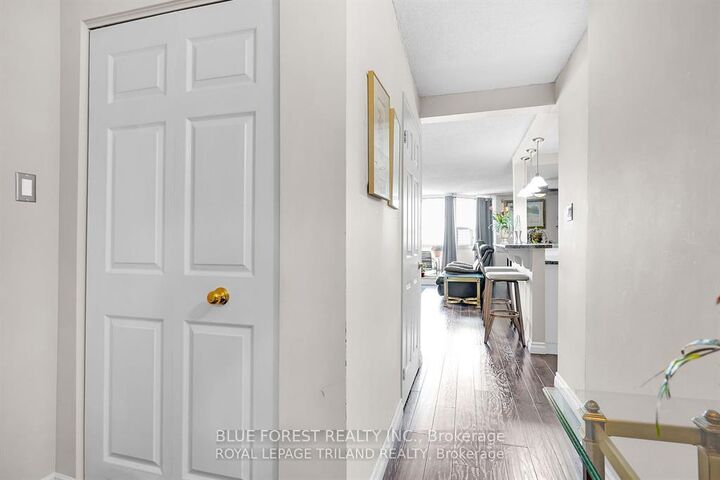 Property Photo:  363 Colborne Street 1006  ON N6B 3N3 