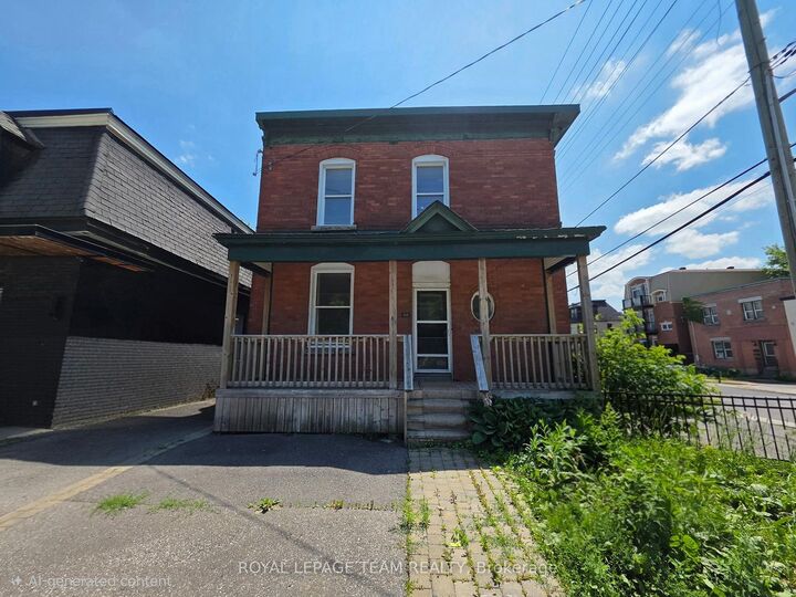 Property Photo: 498 Gladstone Avenue ON K1R 5N8