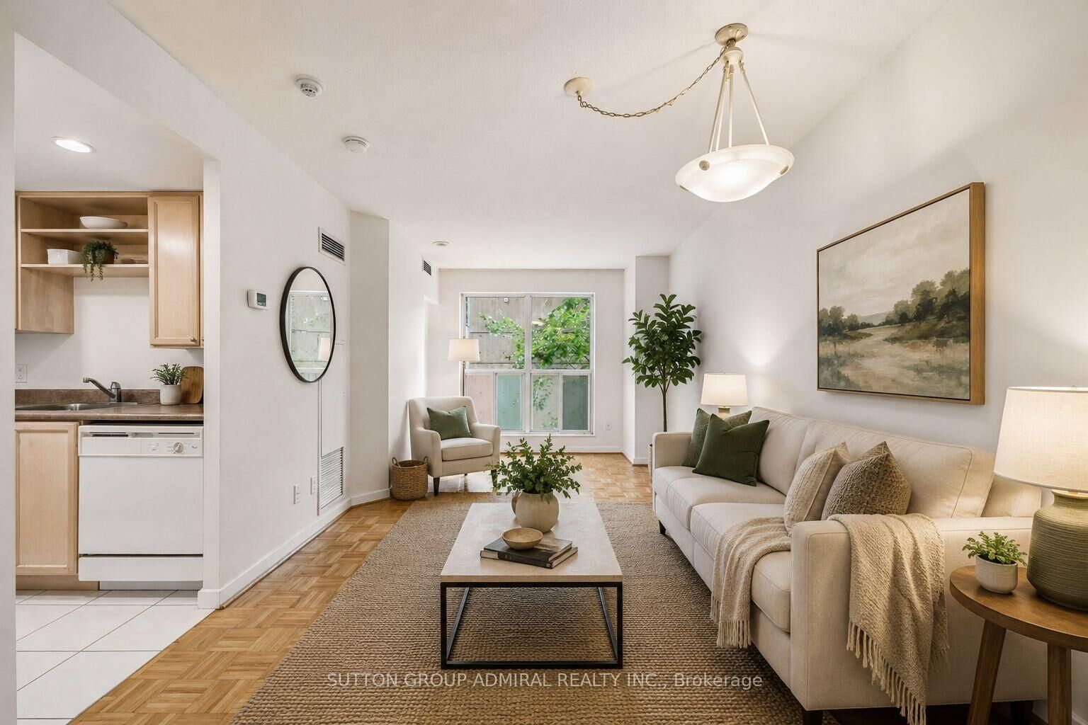 Property Photo:  8 Park Road 1713  ON M4W 3S5 
