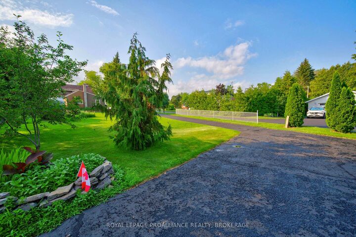 Property Photo: 535 Main Street ON K0H 1G0
