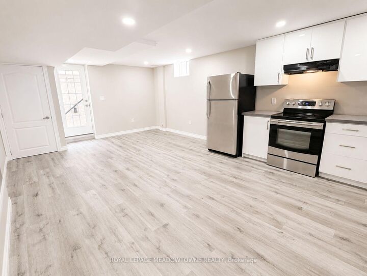 Property Photo: 1600 Stevenson Street Bsmt ON L9T 6A4