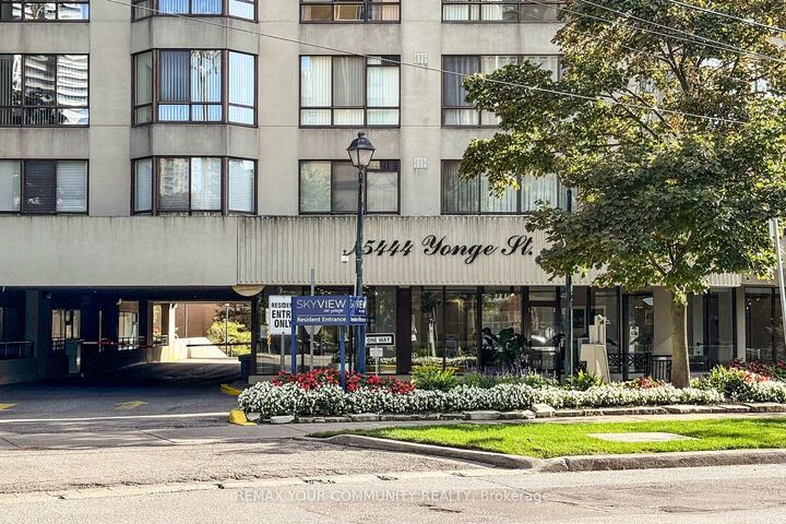 Property Photo:  5444 Yonge Street 1609  ON M2N 6J4 