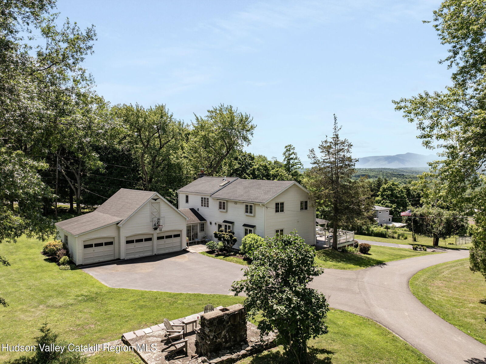 Property Photo:  16 Carriage House  NY 12414 