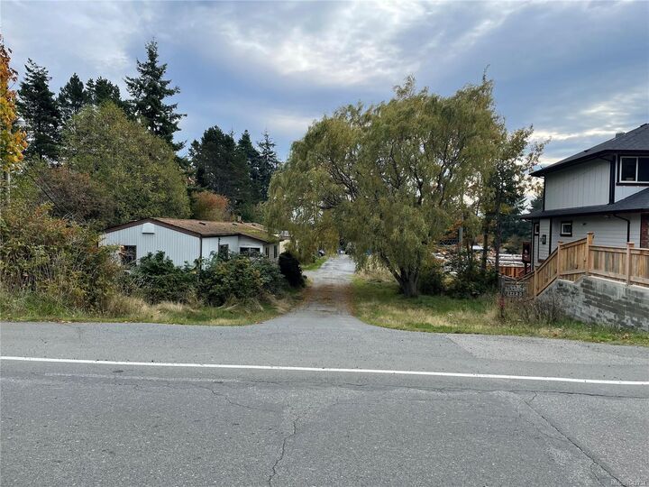 Property Photo:  7125 Grant Rd W  BC V9Z 0N6 