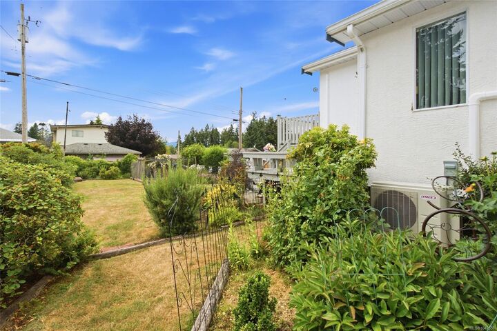Property Photo: 3988 6th Ave BC V9Y 4M4