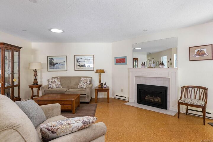 Property Photo: 5156 Cordova Bay Rd #21 BC V8Y 2X6