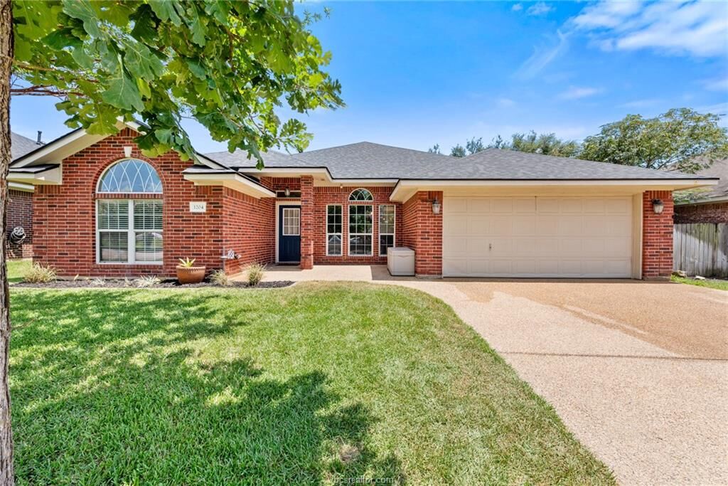Property Photo:  1204 Harrisonburg Lane  TX 77845 