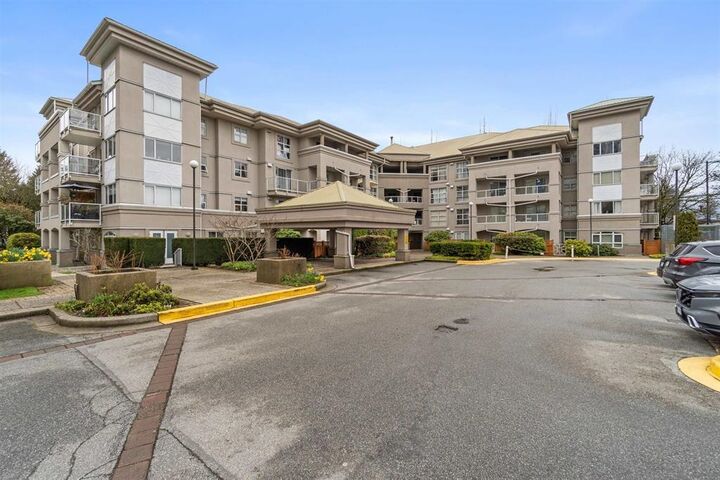 10533 University Drive 407 — photo 1