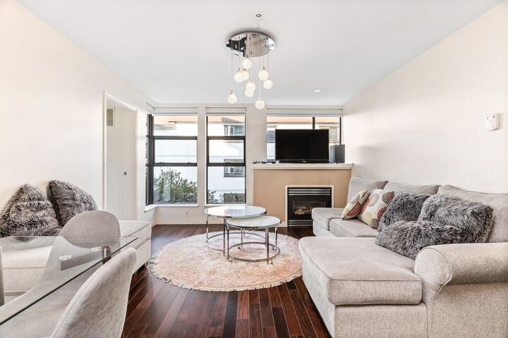 Property Photo: 345 Lonsdale Avenue 411 BC V7M 3M9