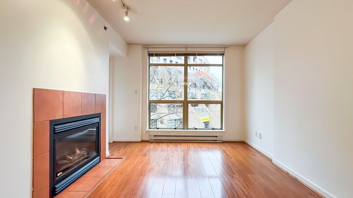 Property Photo: 819 Hamilton Street 511 BC V6B 6M2