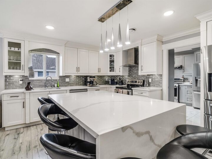 Property Photo:  7078 126A Street  BC V3W 6G3 