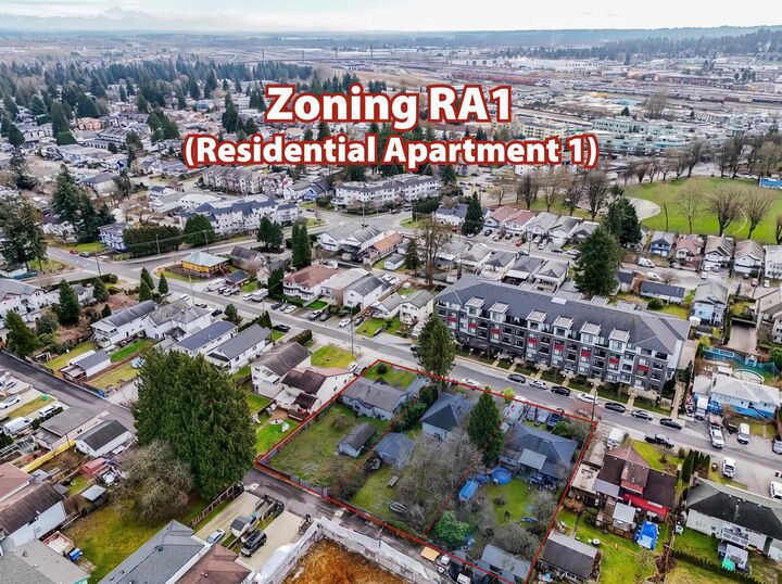 Property Photo: 2159 Grant Avenue BC V3B 1R1