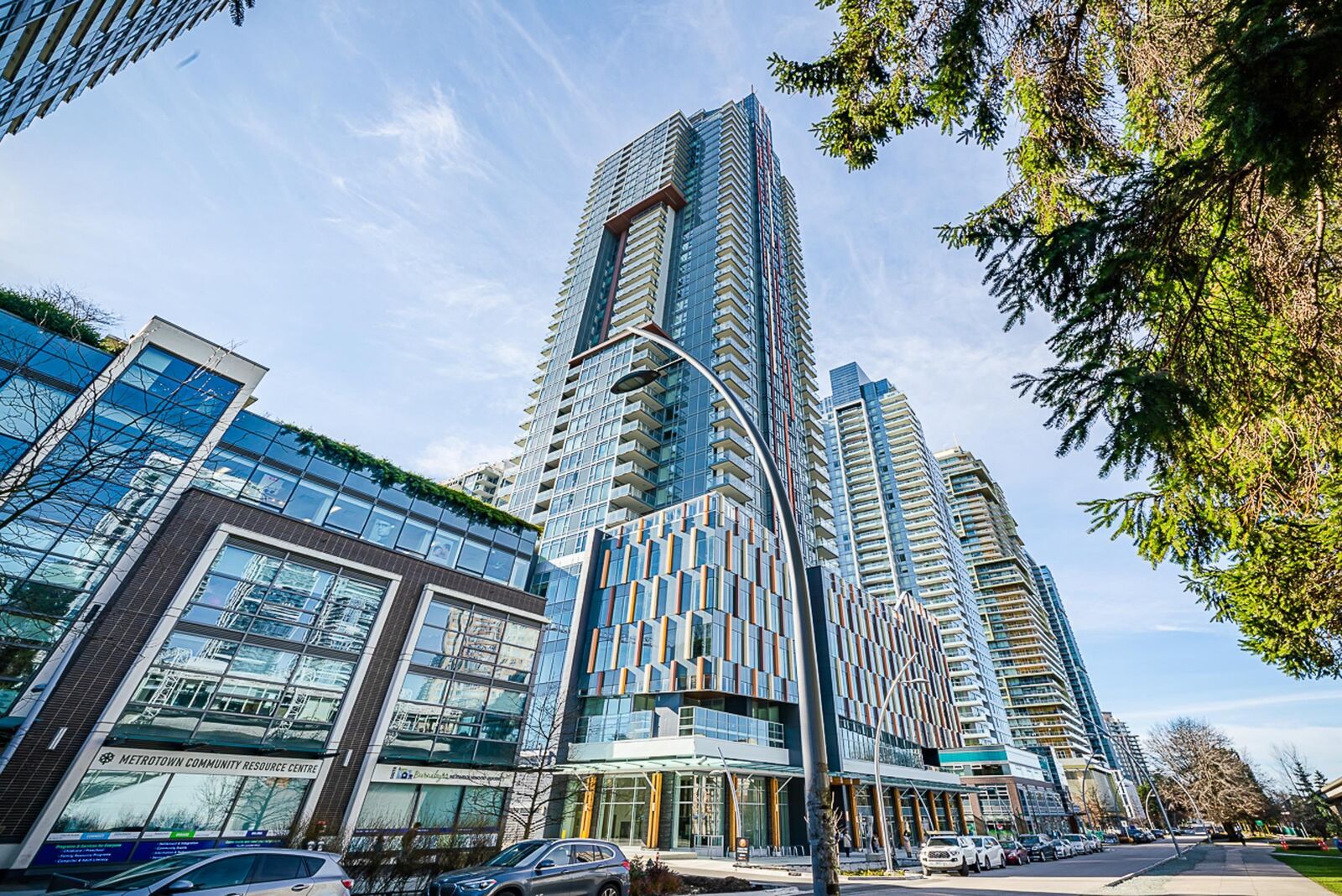 Property Photo: 4458 Beresford Street 2004 BC V5H 0J1