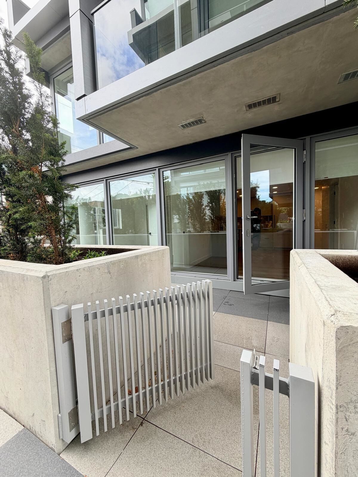 Property Photo:  8120 Oak Street  BC V6P 0N2 