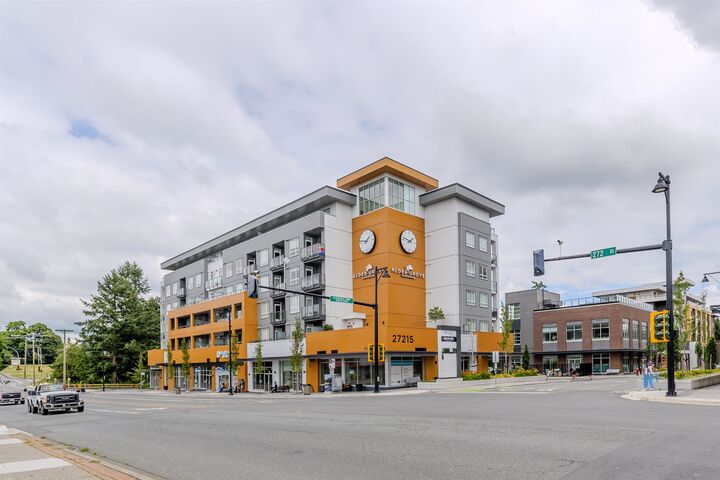 Property Photo: 27215 Aldergrove Town Centre Drive 607 BC V4W 3N7