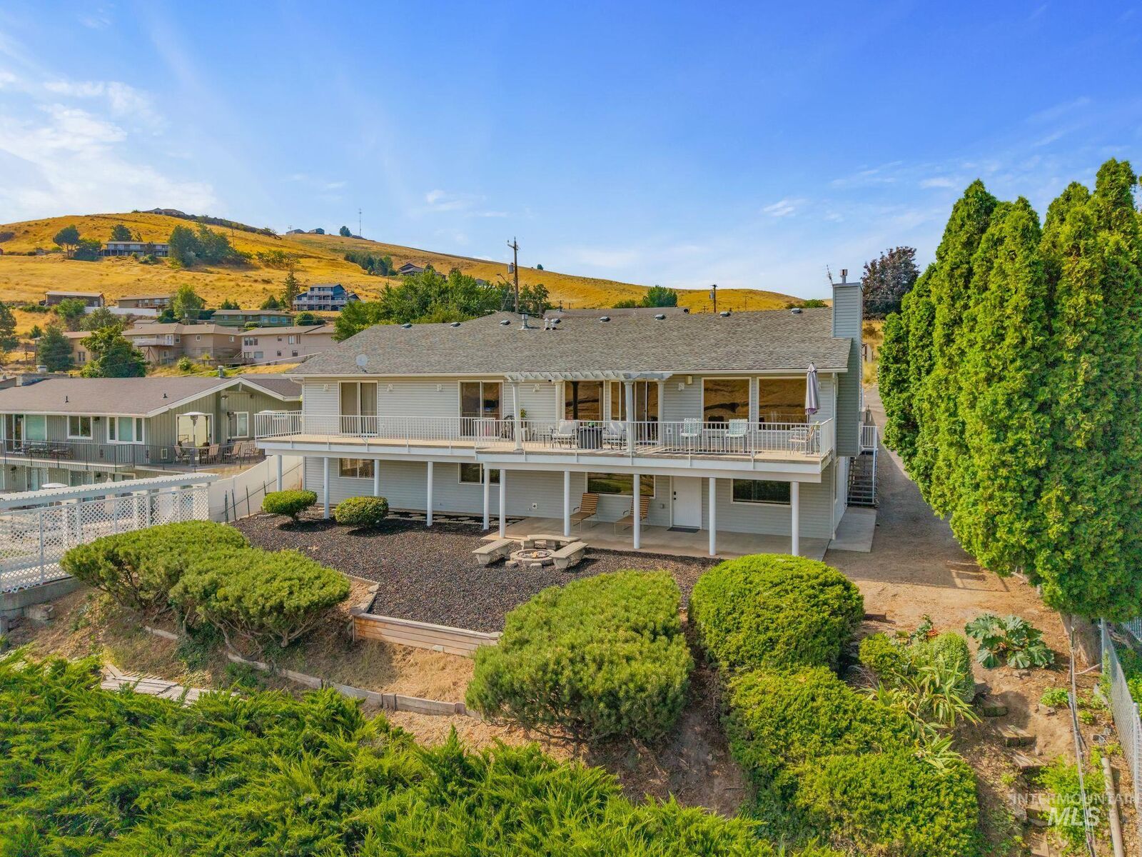 Property Photo: 311 Kings Lane WA 99402