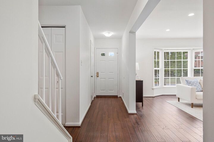 Property Photo: 2803 Shawn Leigh Drive VA 22181