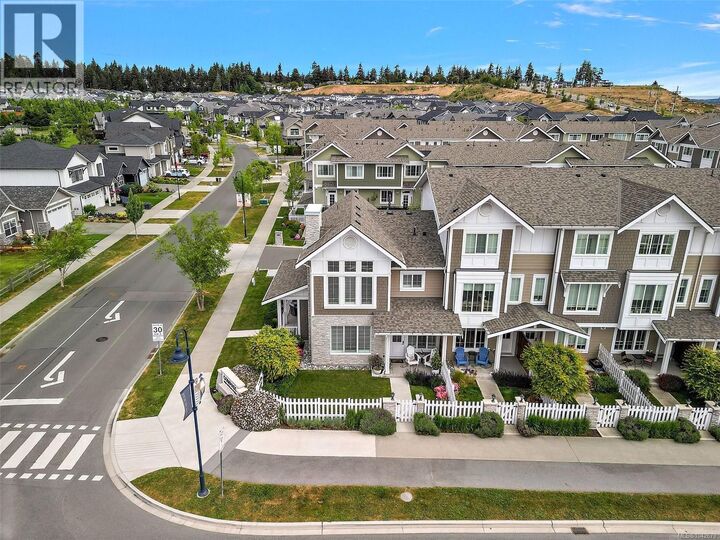Property Photo:  3501 Dunlin Street 101  BC V9C 0P7 