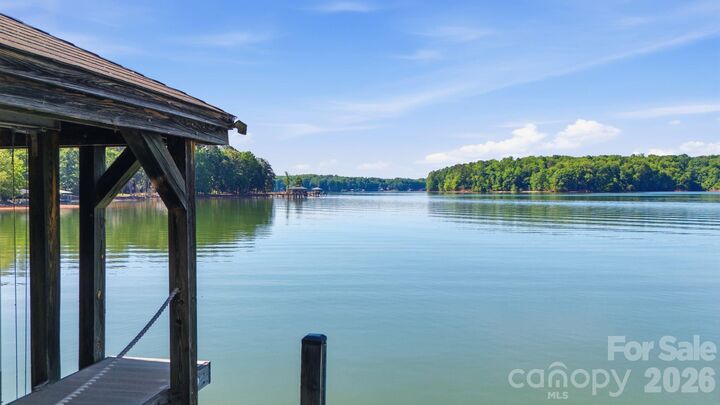 Property Photo:  161 Eagle Chase Lane  NC 28166 