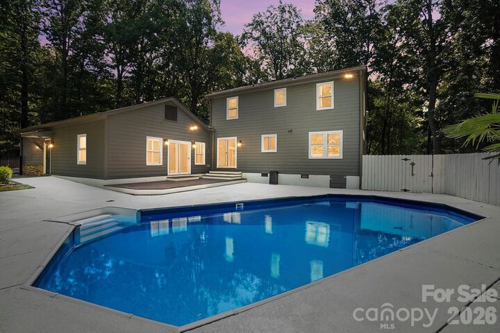 Property Photo: 432 Raintree Drive NC 28104