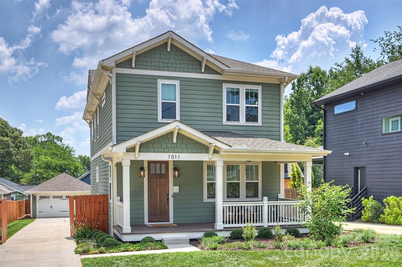 Property Photo: 1011 State Street NC 28208