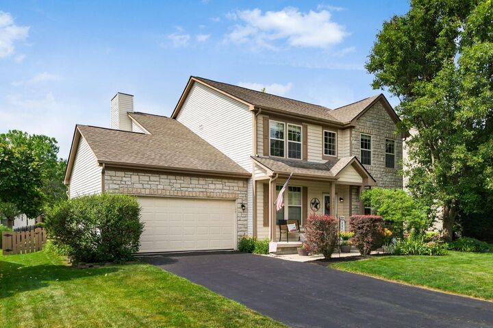 Property Photo: 6025 Manshire Court OH 43119