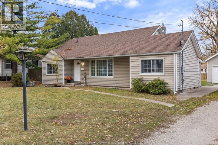 Property Photo:  576 Ducharme  ON N9G 1K4 